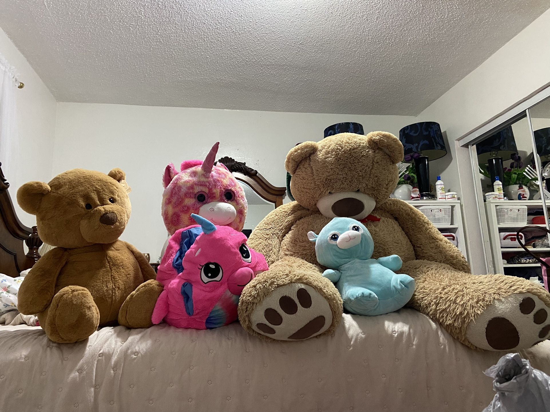 Teddy bears And Stuff Animals All 5 For Same Price