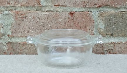 Vintage Pyrex Originals Small Refrigerator Jar/Lid