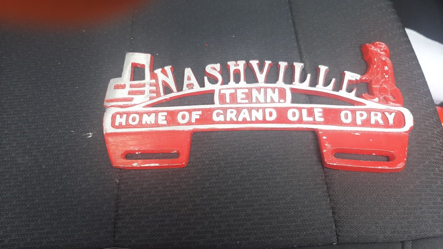 NASHVILLE GRAND OLE OPRY TAG TOPPER