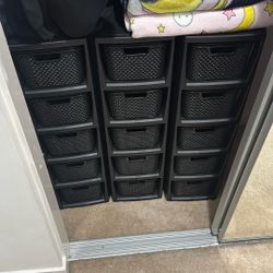 3 Plastic Storage Drawers 