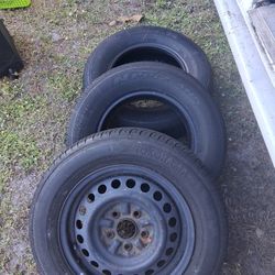 2 NEXEN 196/70 R14 1 195/65 R15 YOKOHAMA ON RIM