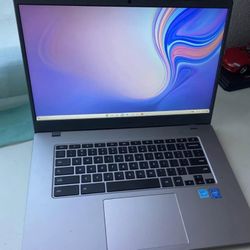 Samsung - 15.6" Chromebook Laptop - 64GB eMMC - 4GB