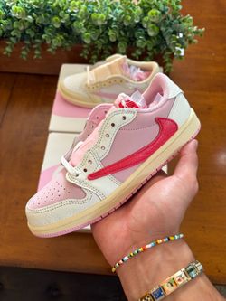 Travis Scott Jordan 1 Low PS ‘Tropical Pink’