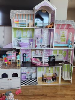 KidKraft dollhouse