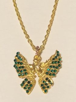 Women’s 14 kt gold emerald green rhinestone butterfly necklace 22 inch no refunds