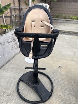Baby seat for eating
