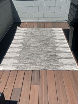 Rug