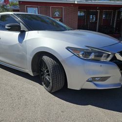 2017 Nissan Maxima