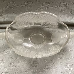 Decorative glass bowl