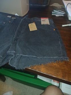 Women's Levi's Shorts