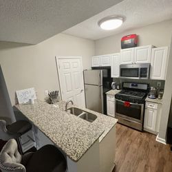 LUXURY 1BD 1BTH BUCKHEAD SUITE 