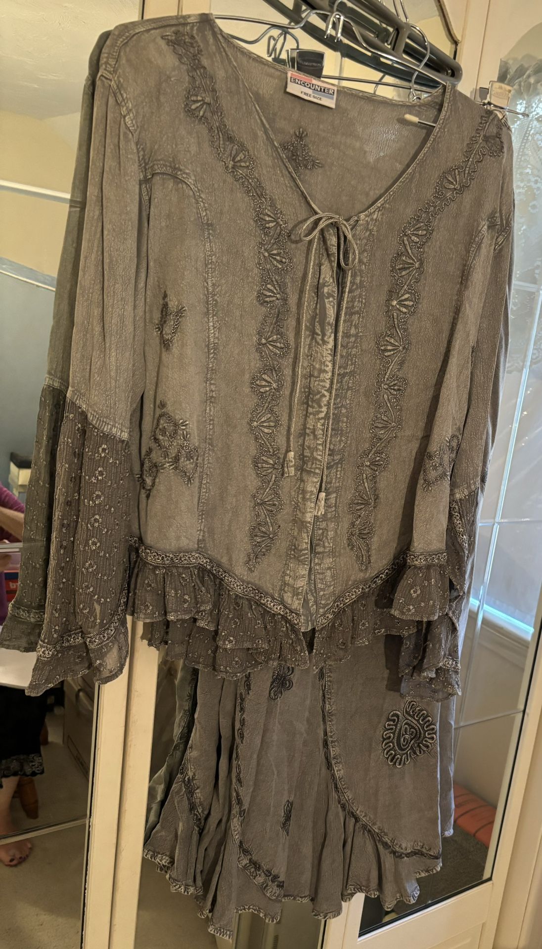 Blouse & Skirt Set