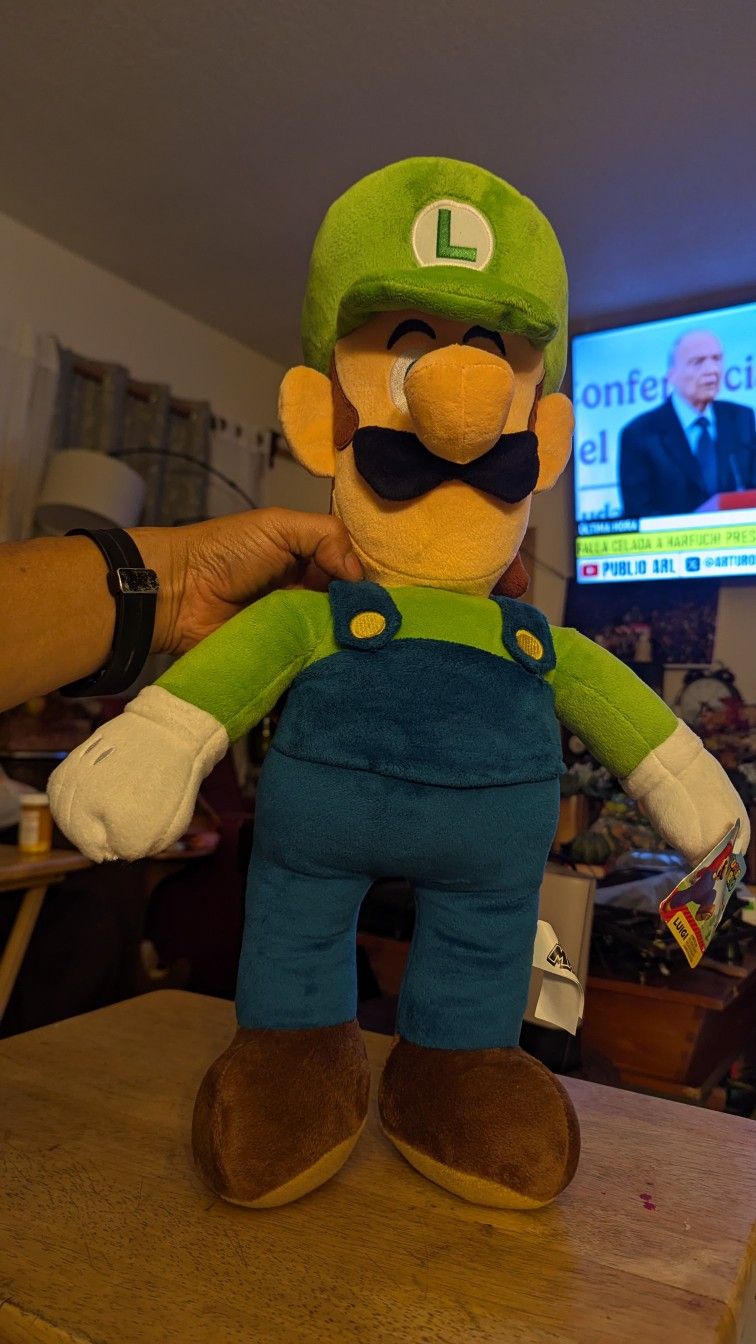 Nintendo Super Mario 20" Jumbo Stuffed Plush Buddy Luigi