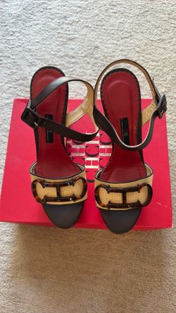 Carolina Herrera Wedges