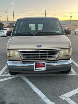 1996 Ford E150 van tan/gold