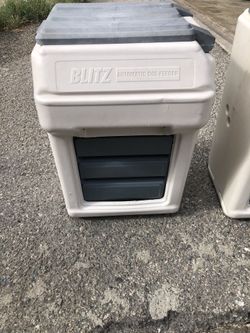Blitz Automatic Dog Feeder, Plastic Material,