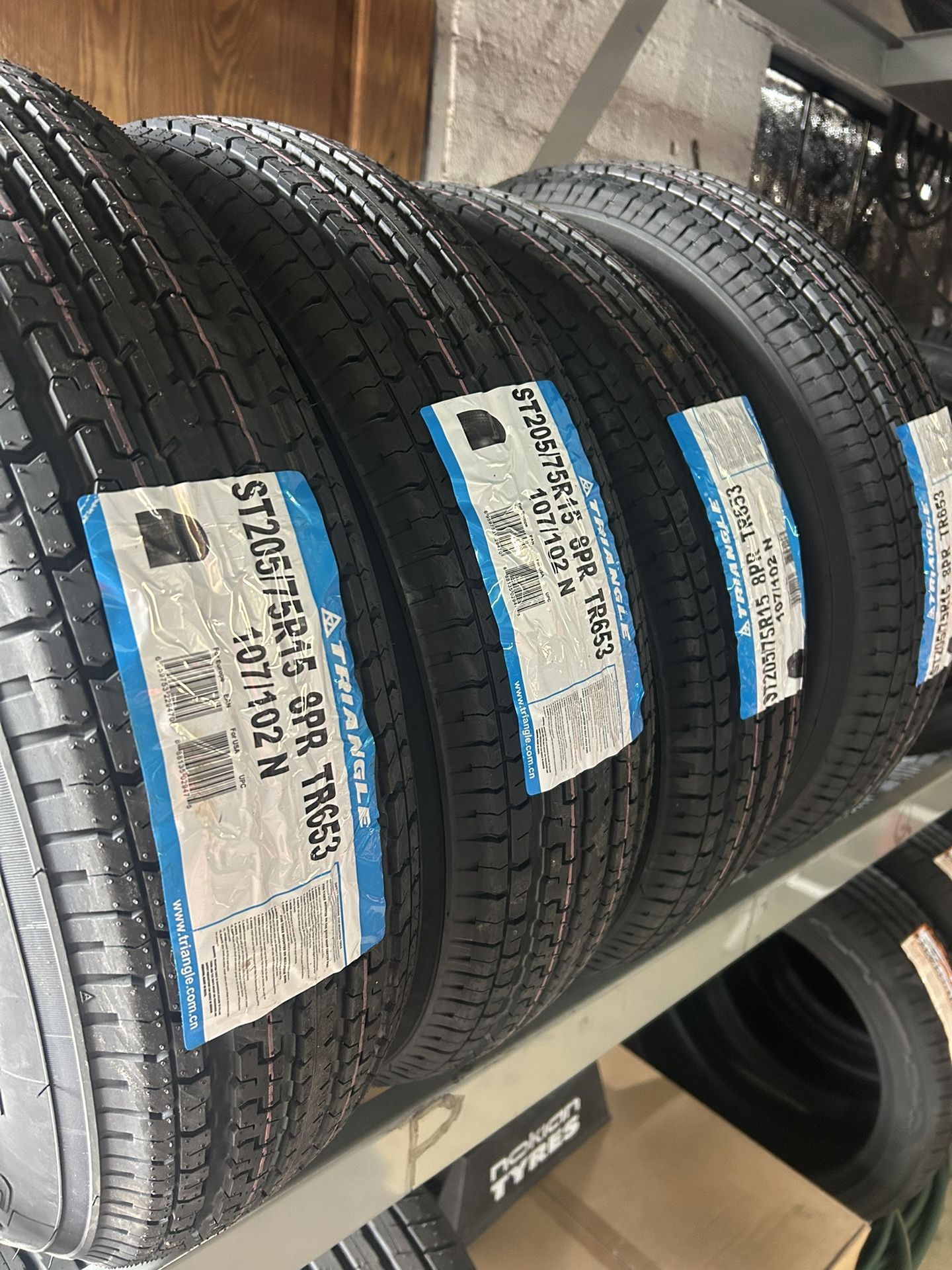 St 205 75 15 Set De Llantas