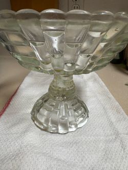 Vintage Jeannette Glass "Louisa" pattern compote or fruit bow