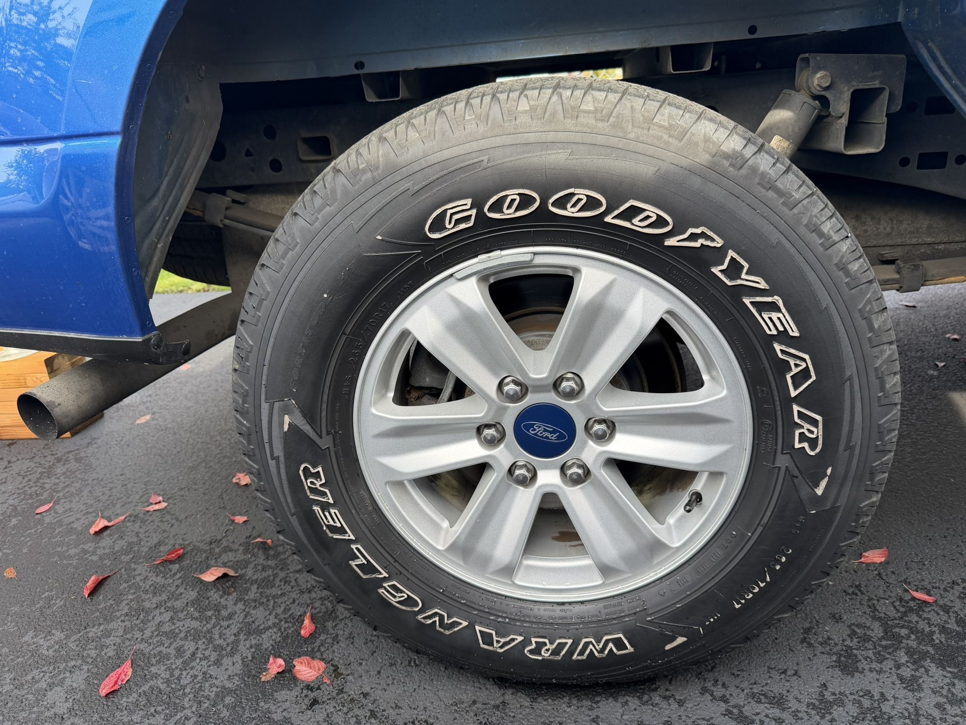 ••• CHEAP •••FORD F-150 STOCK RIMS ••• CHEAP•••