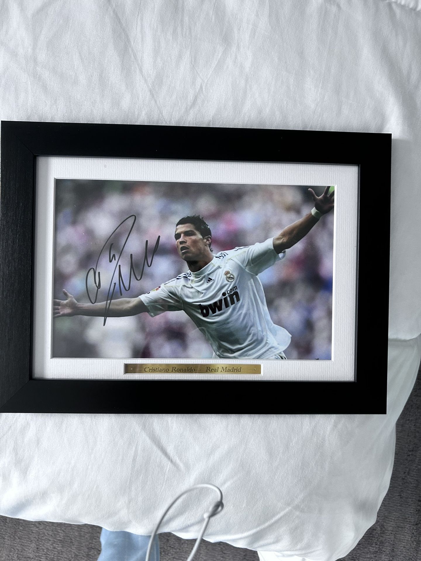 Ronaldo Replica Signed Photo