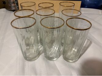 Glass cups (6)