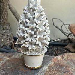  Vintage Mottahedeh Design Porcelain Tree