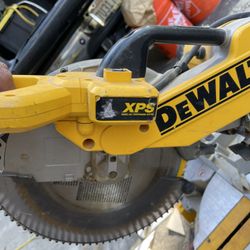 Dewalt Xps 12” Miter Saw With Stand 
