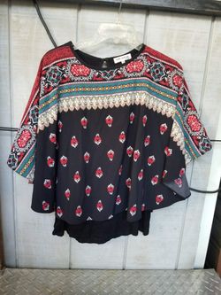Women's blouse size large