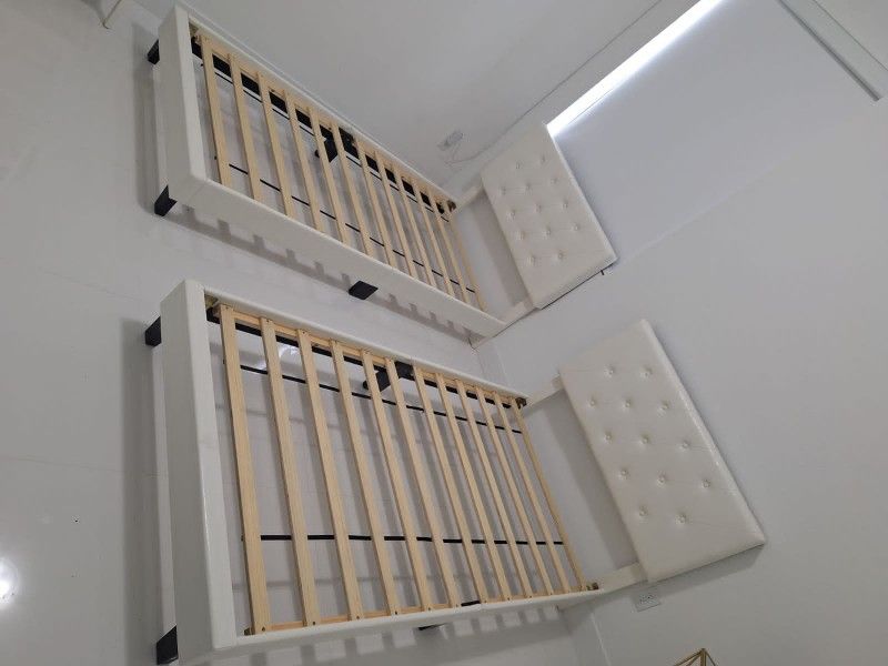 BEDROOM SET .🆕️.
