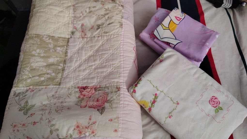 Girls Comforter Set