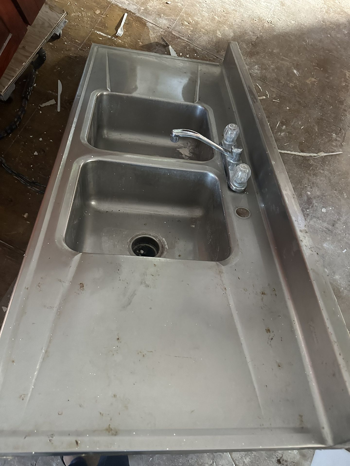 Stainless steel double sink with Disposal