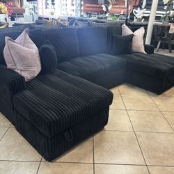 3pc Sectional With Pull Out Bed And Storage 