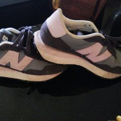 New Balance Size 7