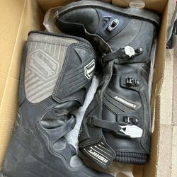 Shift Combat Dirt Bike Shoes 