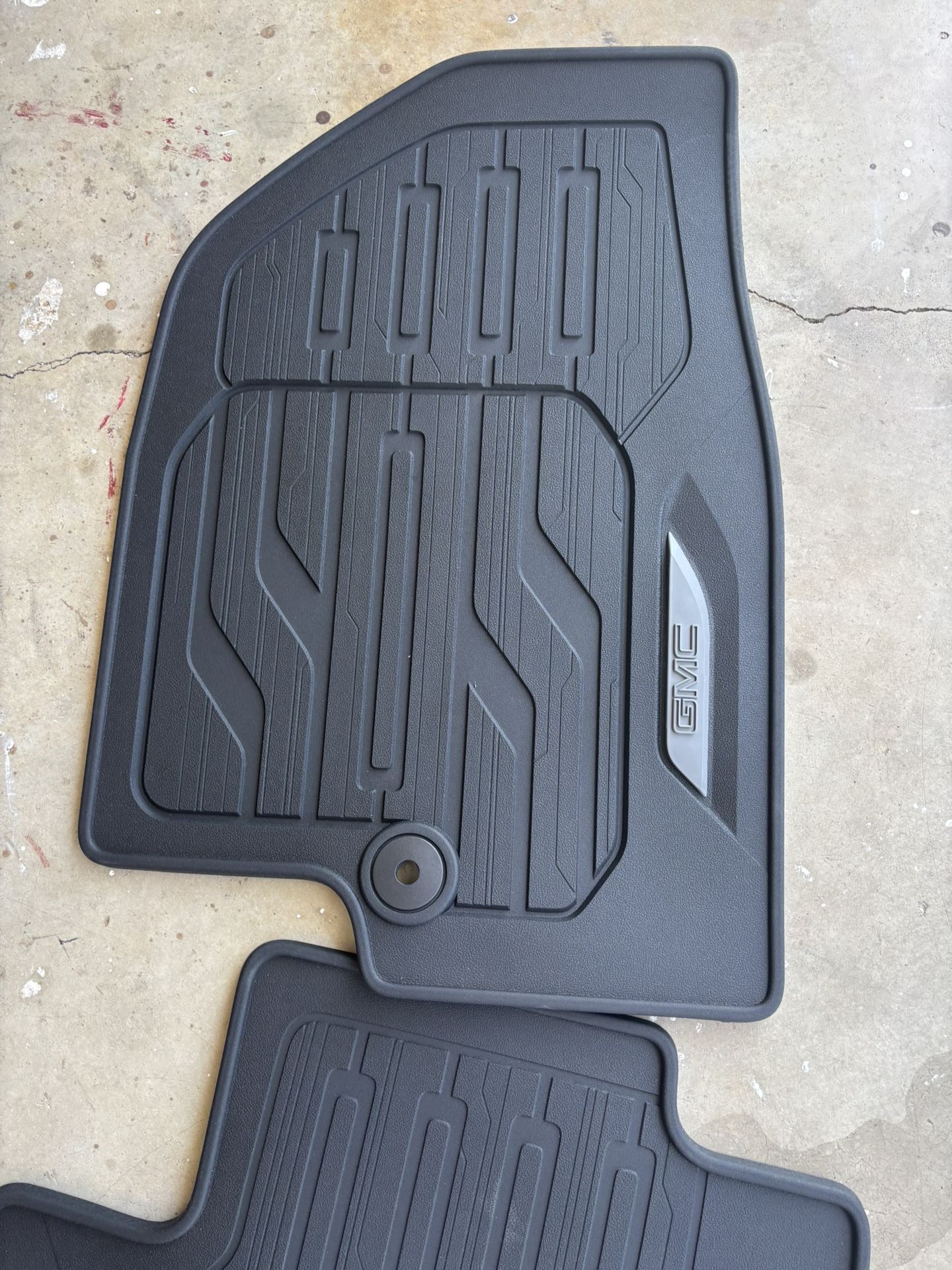 GMC YUKON MATTS ALL WEATHER