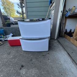 Washer/dryer Storage Units 