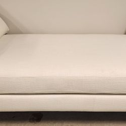 Like-new Nomad White chaise lounge from Living Spaces