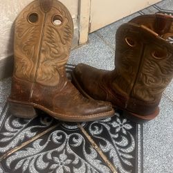 Ariat Heritage Roughstock Square Toe Cowboy Boots