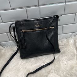 Kate Spade Womens Black Leather Classic Adjustable Strap Crossbody Handbag Purse
