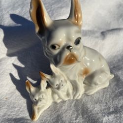 Vintage Porcelain Bulldog And Pups 