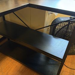 L Shape Computer Desk Reversible , Pre- Used . Good Condition 