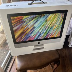 2017 Apple iMac 21.5" Retina 4k
