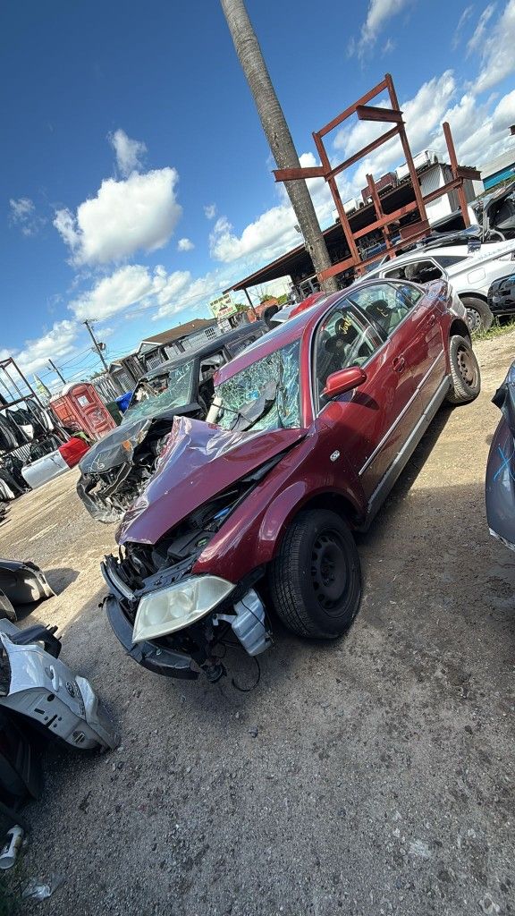 Volkswagen Passat 2003
(Only Parts