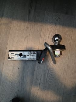 standard trailer hitch ball mount assembly