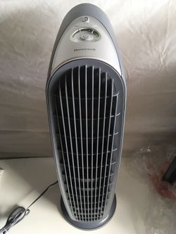 Brand New In Box Honeywell Quietclean Air Purifier HD123GHD with