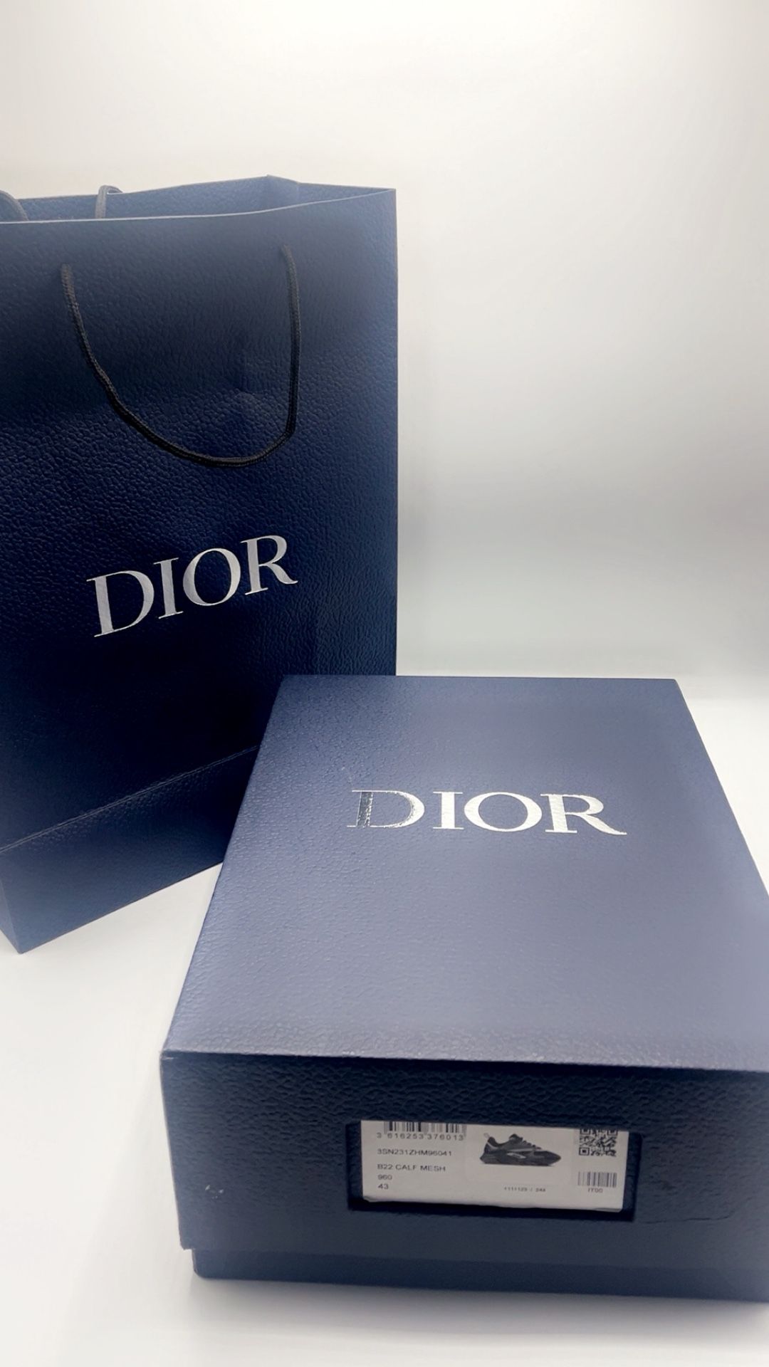 Premium All Black Mesh & Leather Sneakers