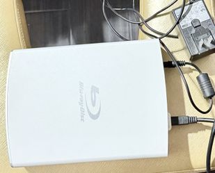LG External Blu-ray/DVD Writer (Model: BE16NU50)