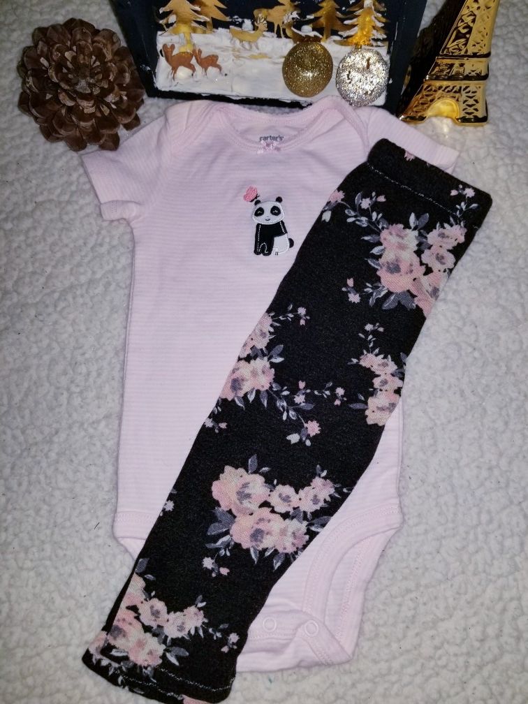 🐼🌸 Carter's size 9 months in good condition 🌸🐼