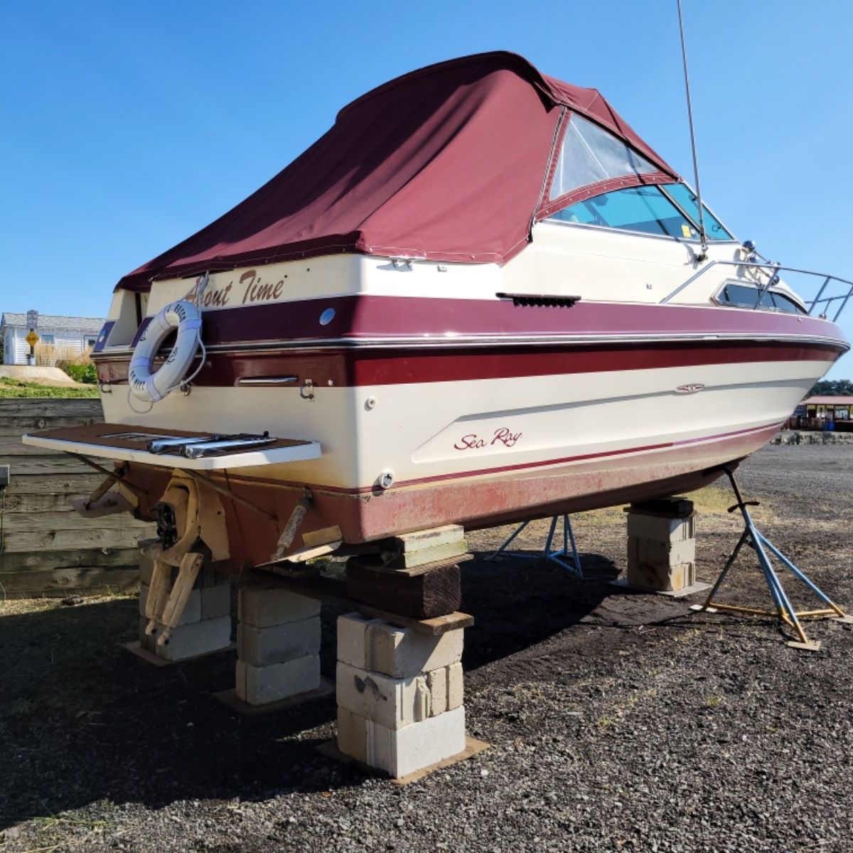 1987 Sea Ray 230 Weekender