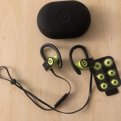Powerbeats Wireless Headphones 